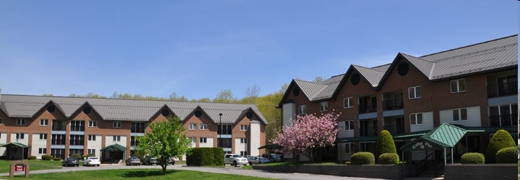 Primary Photo - Carlton Place Apartments