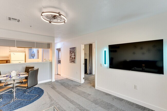 Foto del edificio - 777 Harrah Way