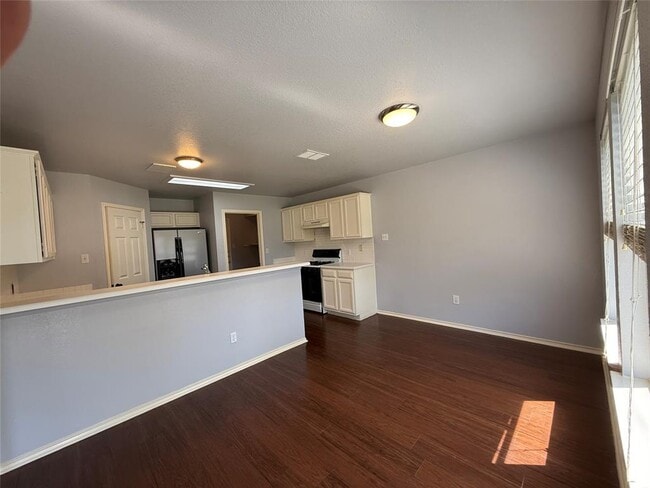 Building Photo - 14704 Noya Dr