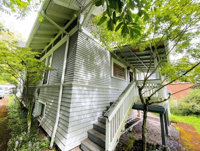Building Photo - 421 NW 8th St