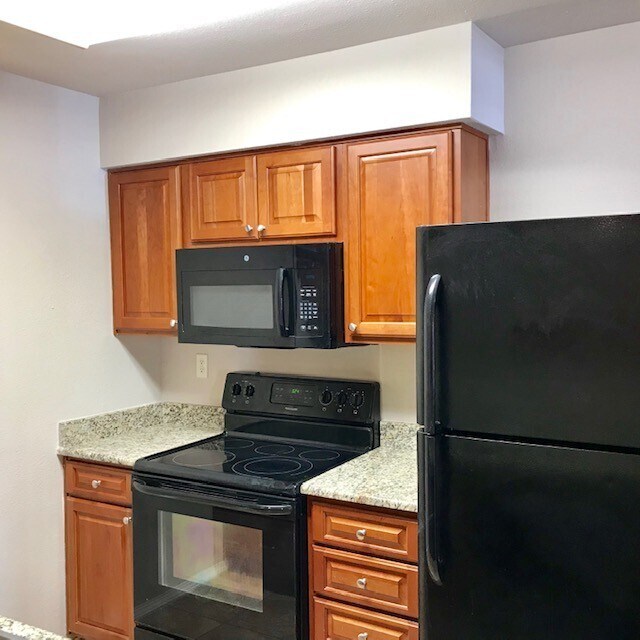 Foto del edificio - Remodeled, Granite Countertops in Kitchen ...