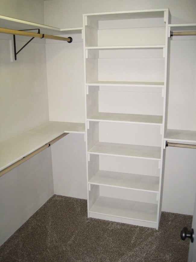 Foto del edificio - Beautiful Modern Home for Rent