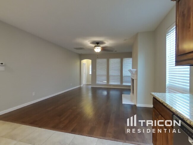 Building Photo - 421 Spring Creek Drive