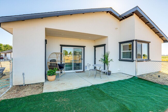 Foto del edificio - 6600 Thousand Oaks Dr