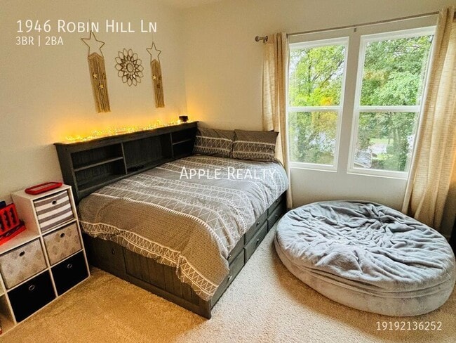 Foto del edificio - 1946 Robin Hill Ln