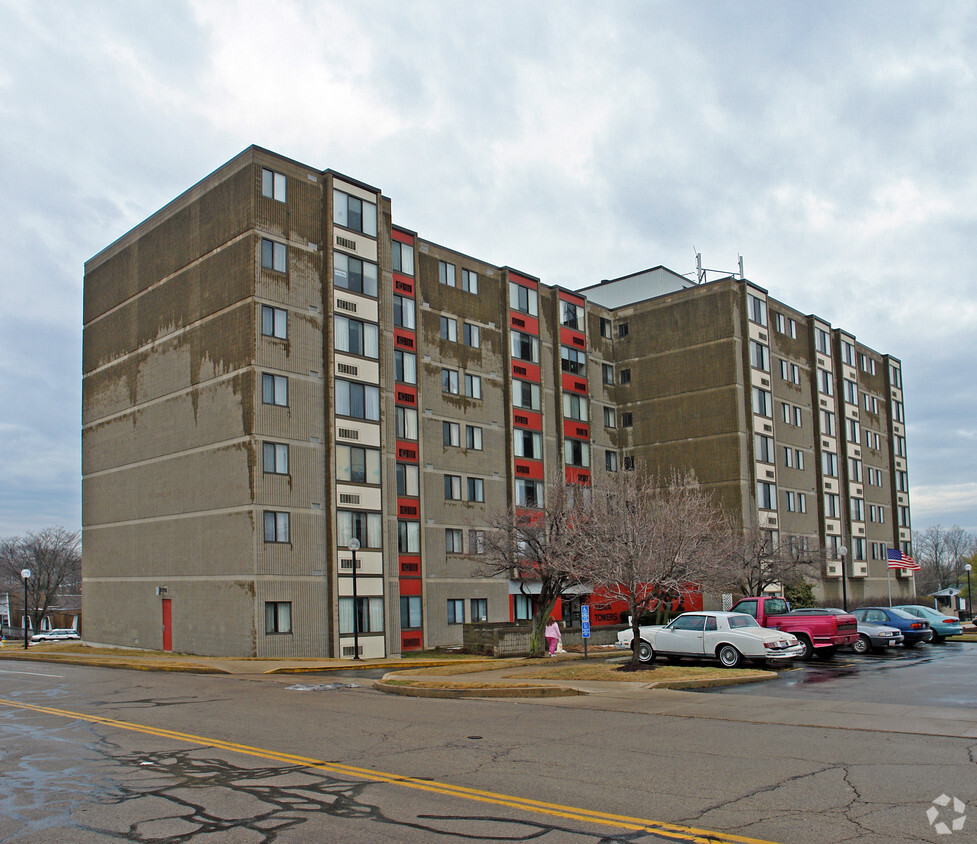 Building Photo - Xenia Towers