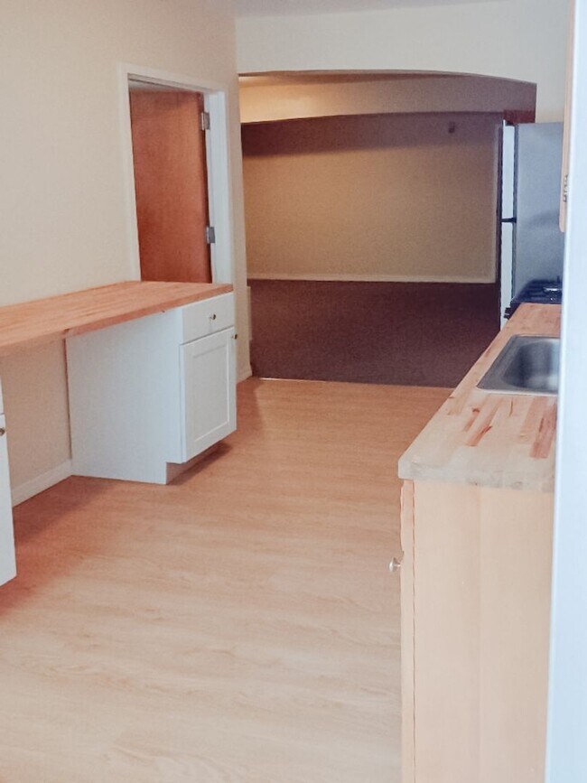 Foto del edificio - Large 1br with Fireplace