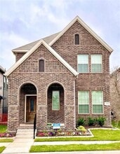 Building Photo - 7921 Chapman Cir