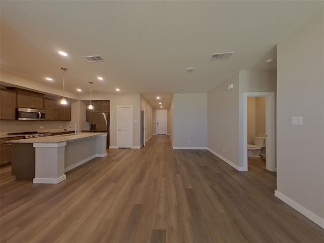 Foto del edificio - 8101 Howell Oak Dr