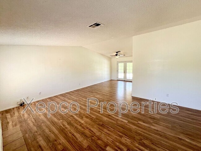Foto del edificio - 77304 Ohio Ct