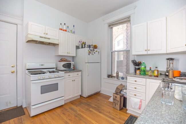 Foto del edificio - 920 W Addison St