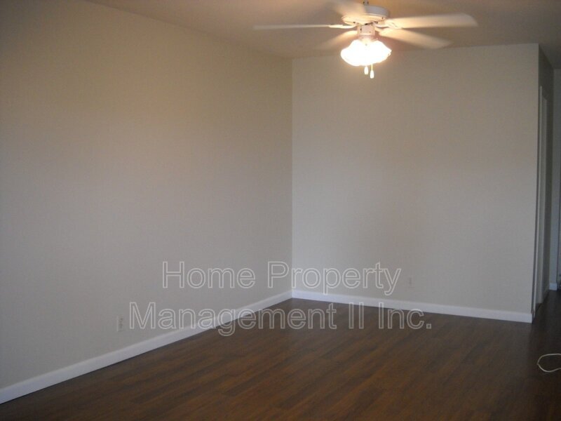 Primary Photo - 815 Ridge Rd