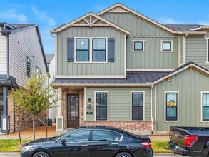 Building Photo - 1137 Concan Dr