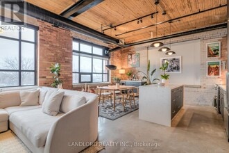 Building Photo - 68 Broadview Ave