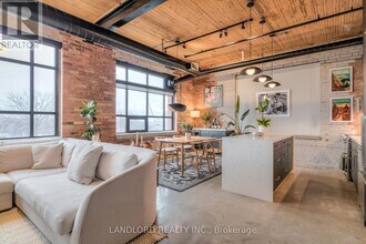 Building Photo - 68 Broadview Ave