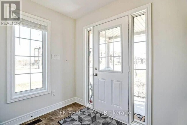 Building Photo - 15 McPhail Pl