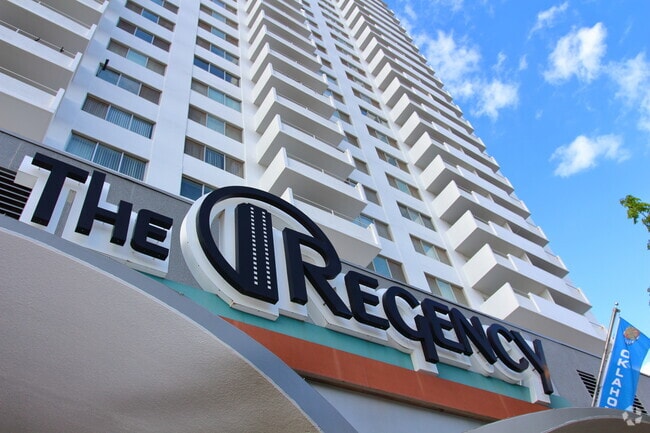 Building Photo - The Regency Apartments