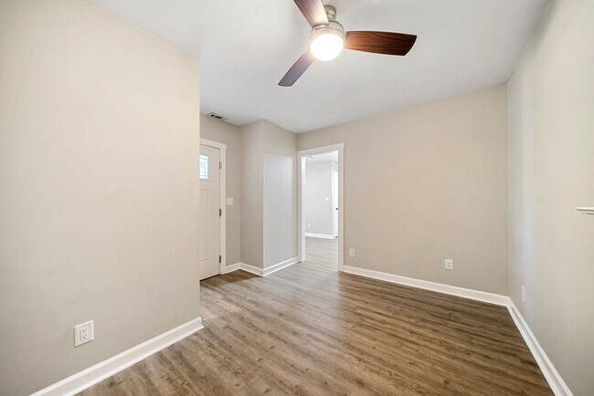 Foto del edificio - 600 Frasier St SE