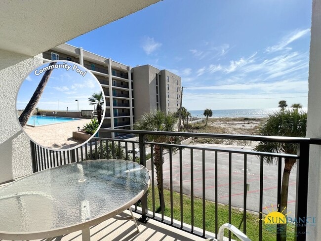 Foto del edificio - Gulf-Front 2 Bedroom Condo in Fort Walton Beach!
