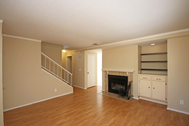 Building Photo - 1318 Corson St