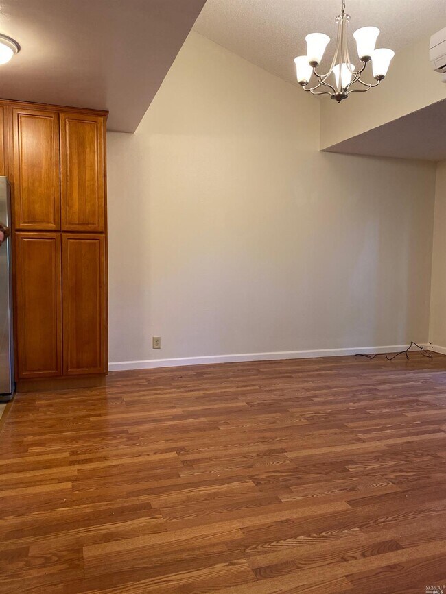 Foto del edificio - 1370 Townview Ave