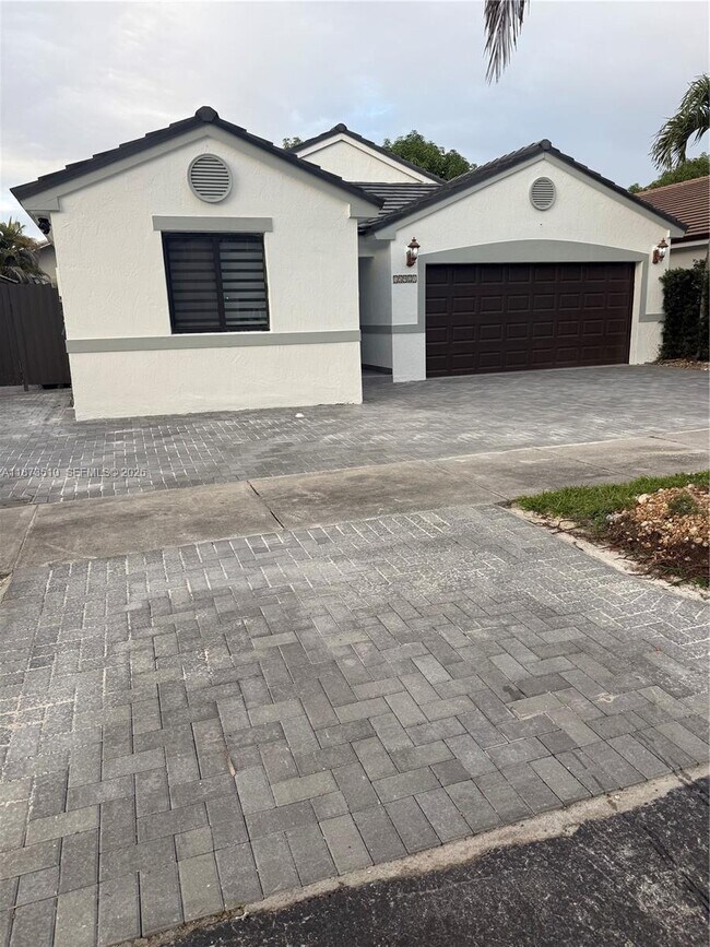 Foto del edificio - 15921 SW 82nd St