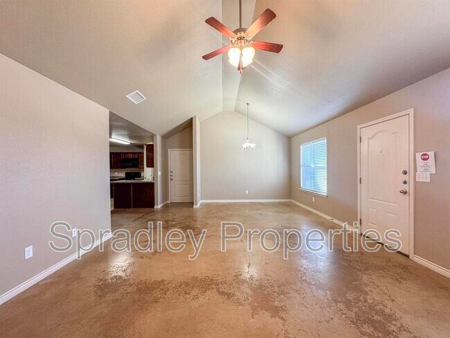 Foto del edificio - 739 A E Ridge Blvd