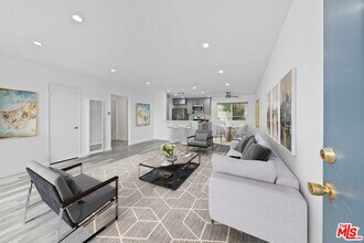 Building Photo - 646 Tularosa Dr