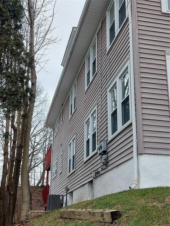 Foto del edificio - 79 Kneeland Ave