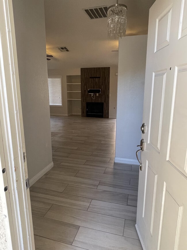 Building Photo - 3028 Panama Beach Dr