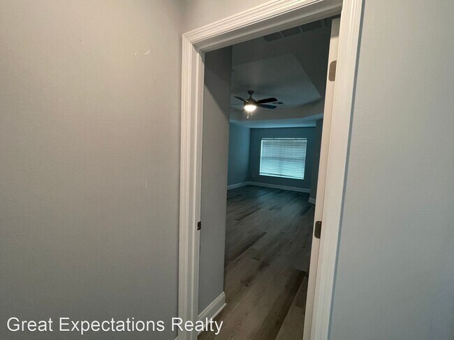 Building Photo - 3 br, 2 bath House - 5034 SW 91st Place