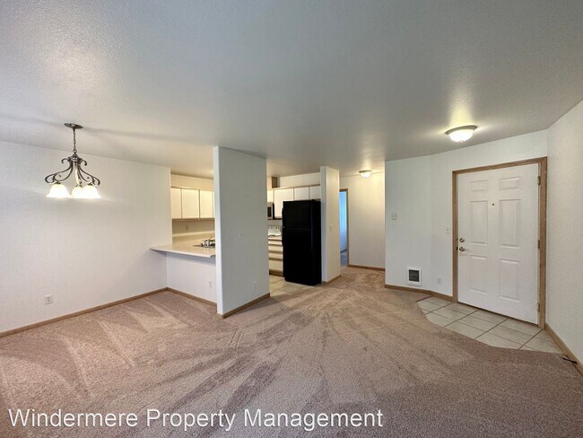 Building Photo - 3 br, 2 bath House - 4226 Wintergreen Cir ...
