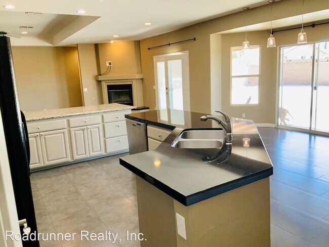 Building Photo - 3 br, 2 bath House - 7312 Chippewa Trail