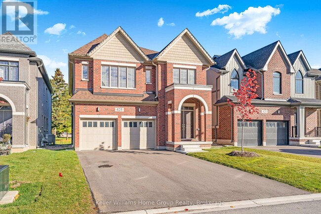 Building Photo - 425 Adelaide St