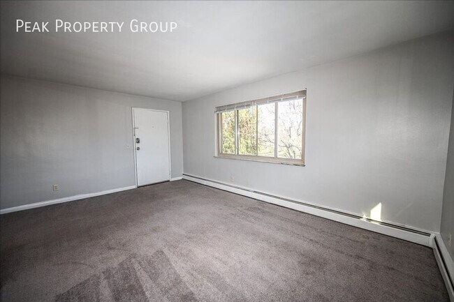 Foto del edificio - 2625 Robertson Ave
