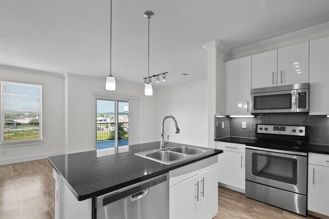 Building Photo - 366 FM 1488