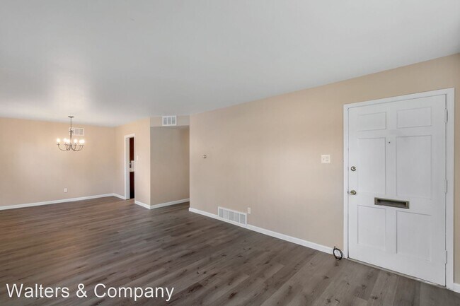 Foto del edificio - 3 br, 2 bath House - 1298 Wheeling St.