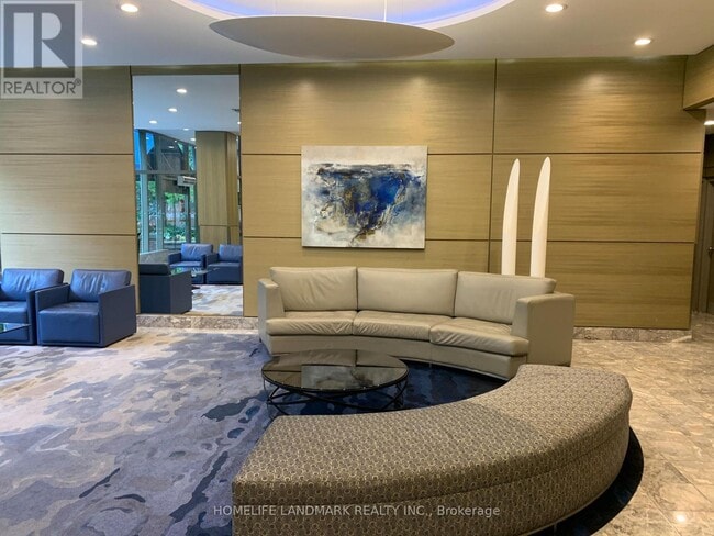 Building Photo - 44 St Joseph St