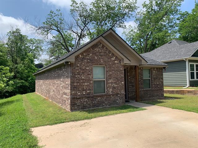 Foto del edificio - 408 W Johnson St