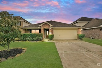 Building Photo - 21711 Debray Dr