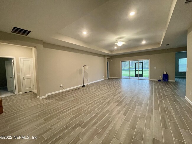 Building Photo - 106 Gan Wy