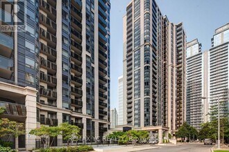 Building Photo - 155 Beecroft Rd