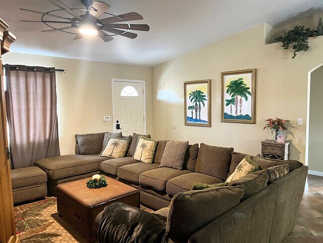 Building Photo - WINTER RENTAL 2025-2026 Avail November-Jan...
