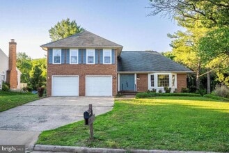 Building Photo - 25 Whittingham Cir