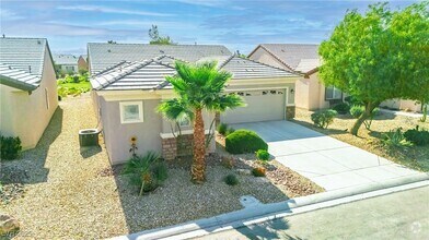 Building Photo - 7349 Shelduck St