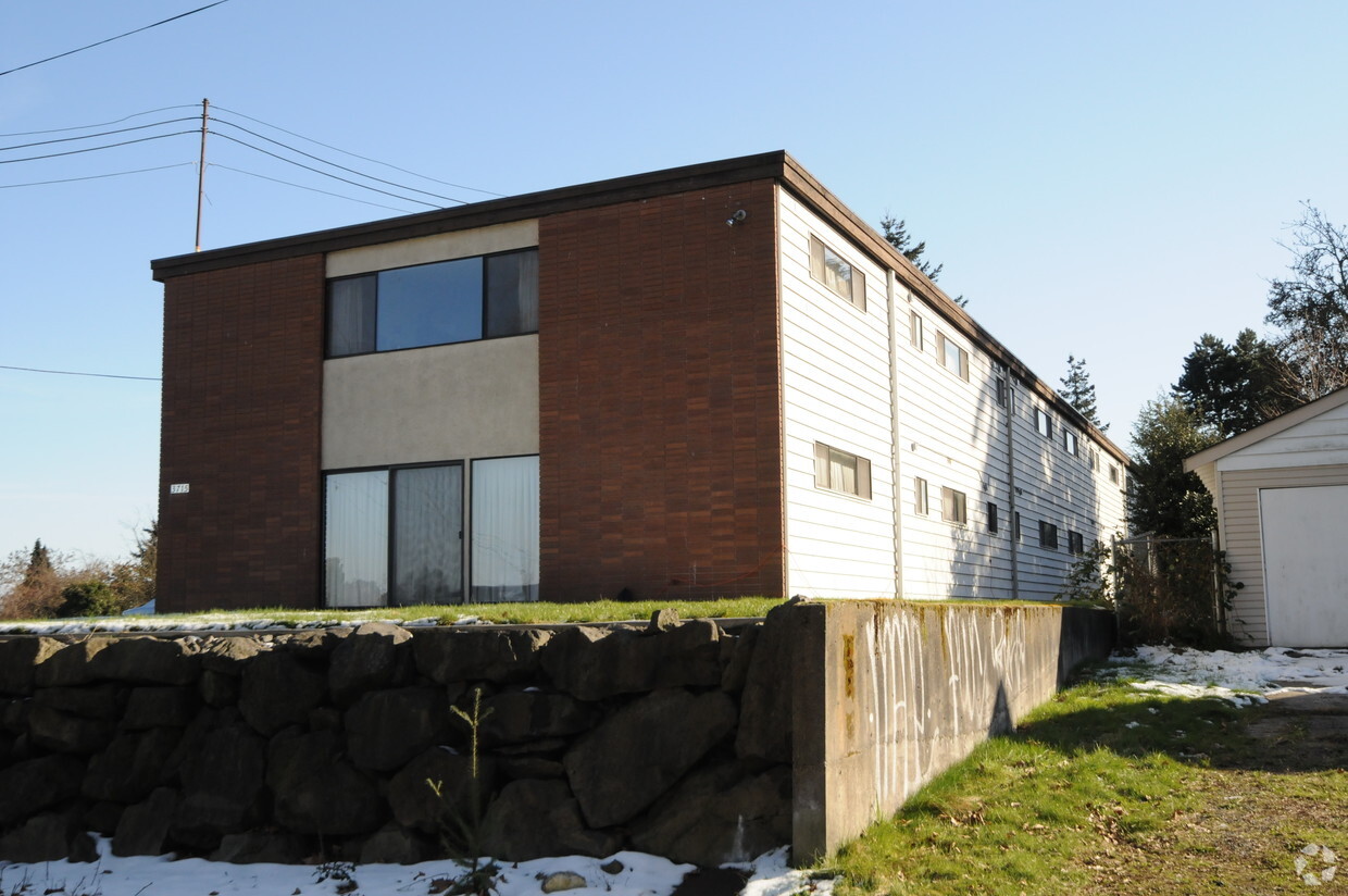 Building Photo - Cascade View Apartments