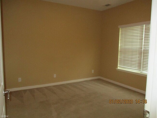 Building Photo - 2 br, 2 bath  - 164 Reese Way