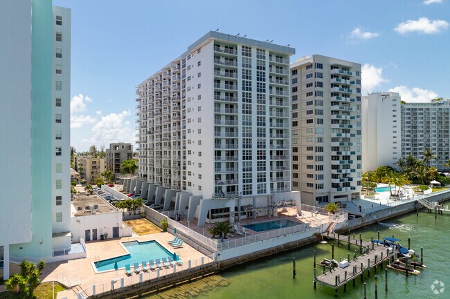 Building Photo - Bayview Terrace