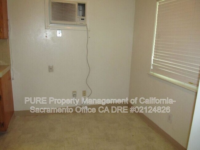 Building Photo - 5770 2nd Ave