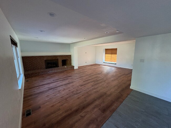 Photo - 5543 S Moore St House